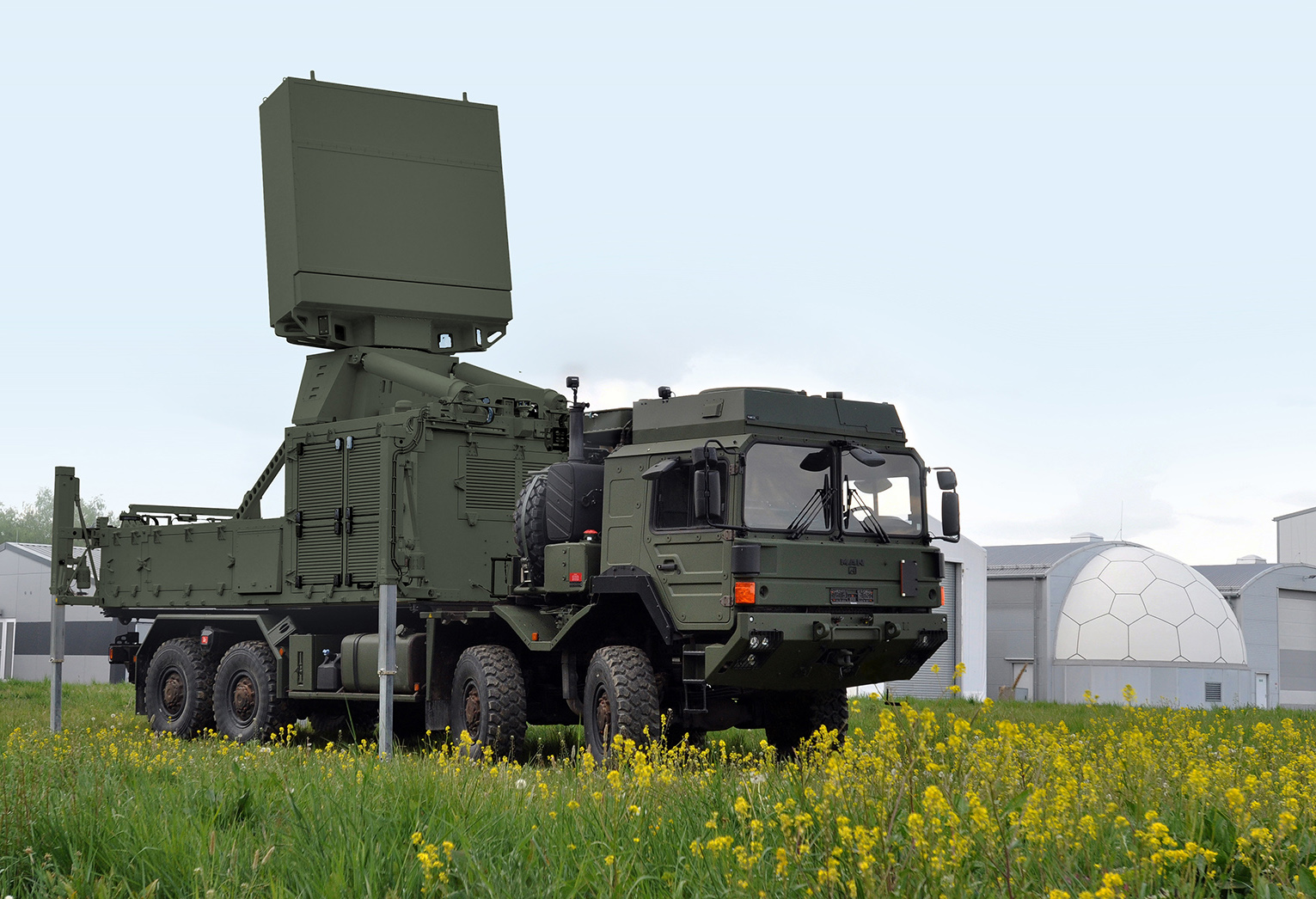 Hensoldt передаст Украине дополнительные радары TRML-4D, они могут отслеживать баллистические ракеты и сопровождать одновременно до 1500 целей